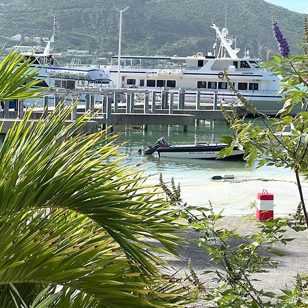 Appartement Neuf En Plein Coeur De Philipsburg ฟิลิปส์เบิร์ก ภายนอก รูปภาพ
